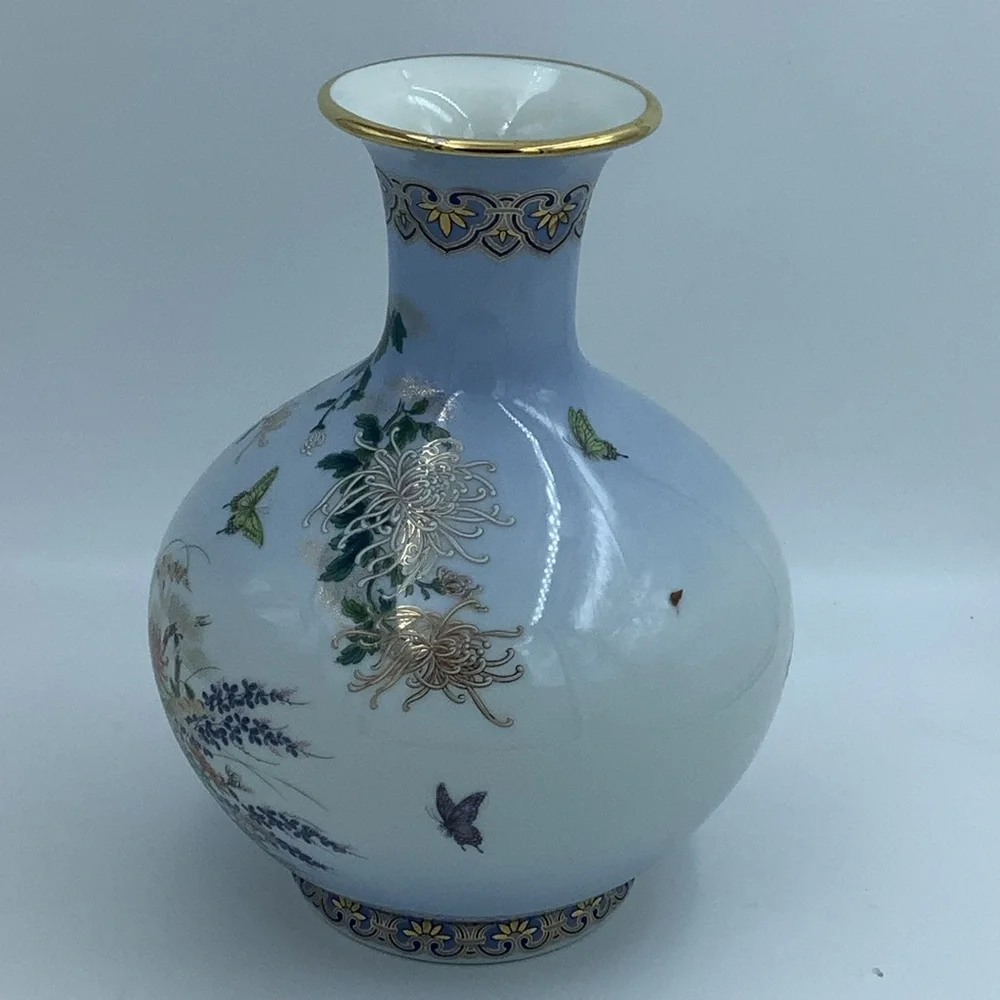 Kyoto Blue Porcelain Vase